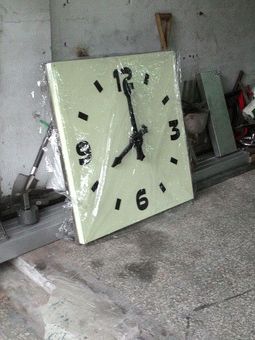 火車站造型戶外時鐘